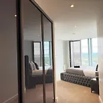 3 Bedroom Penthouse In The City Centre Deansgate New Build High Floor