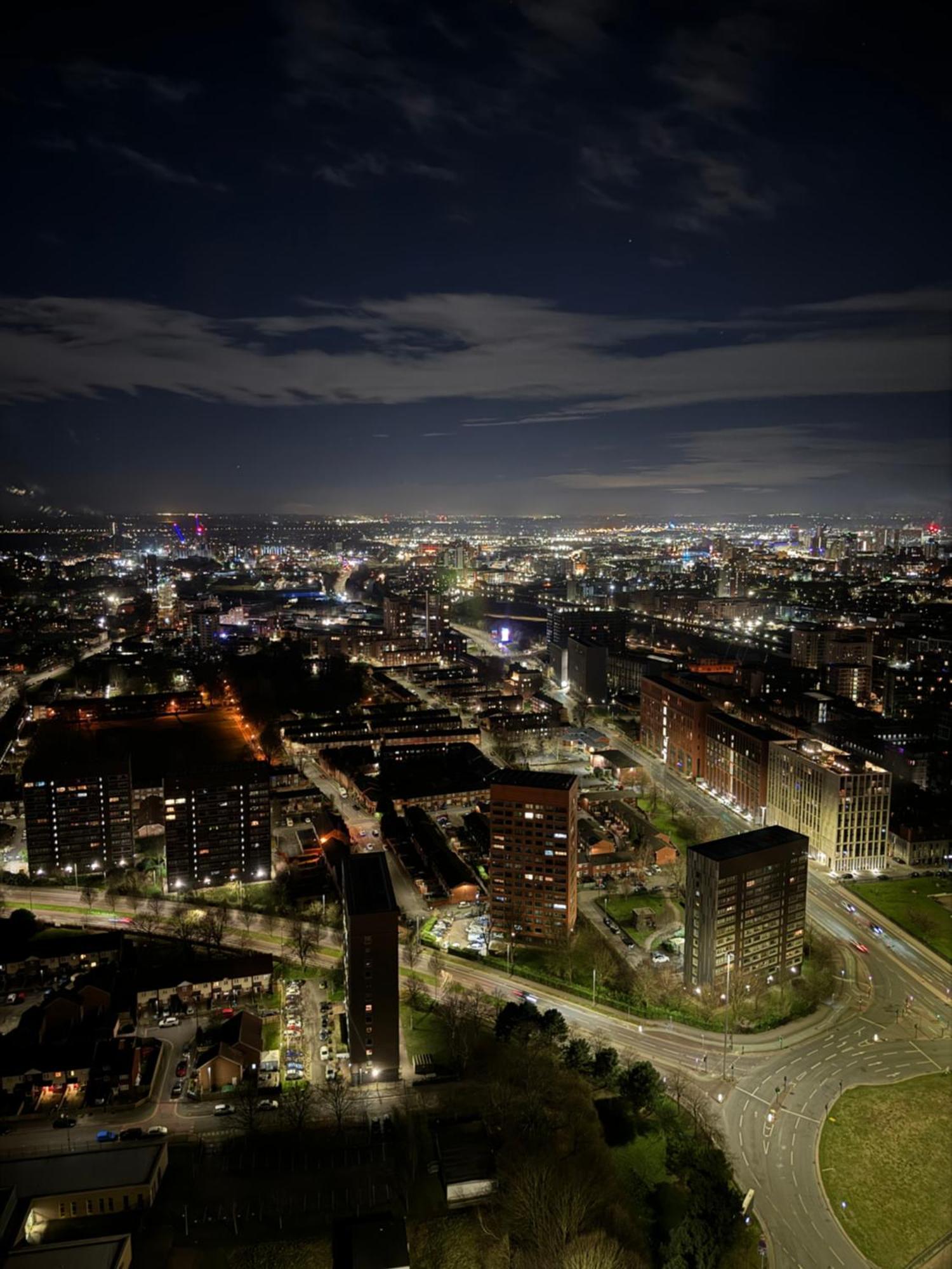 3 Bedroom Penthouse In The Centre Deansgate New Build High Floor Manchester