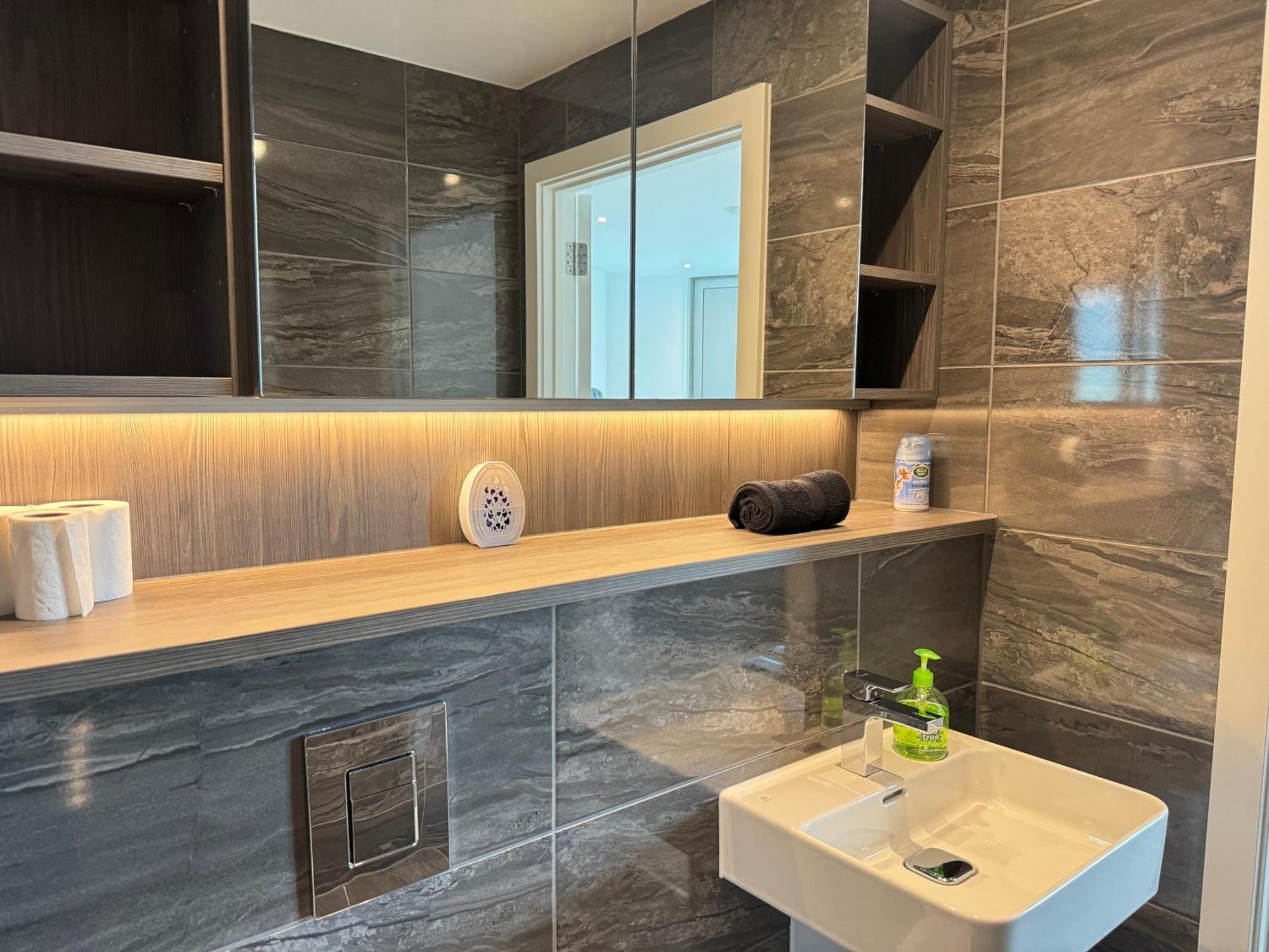3 Bedroom Penthouse In The Centre Deansgate New Build High Floor * Manchester