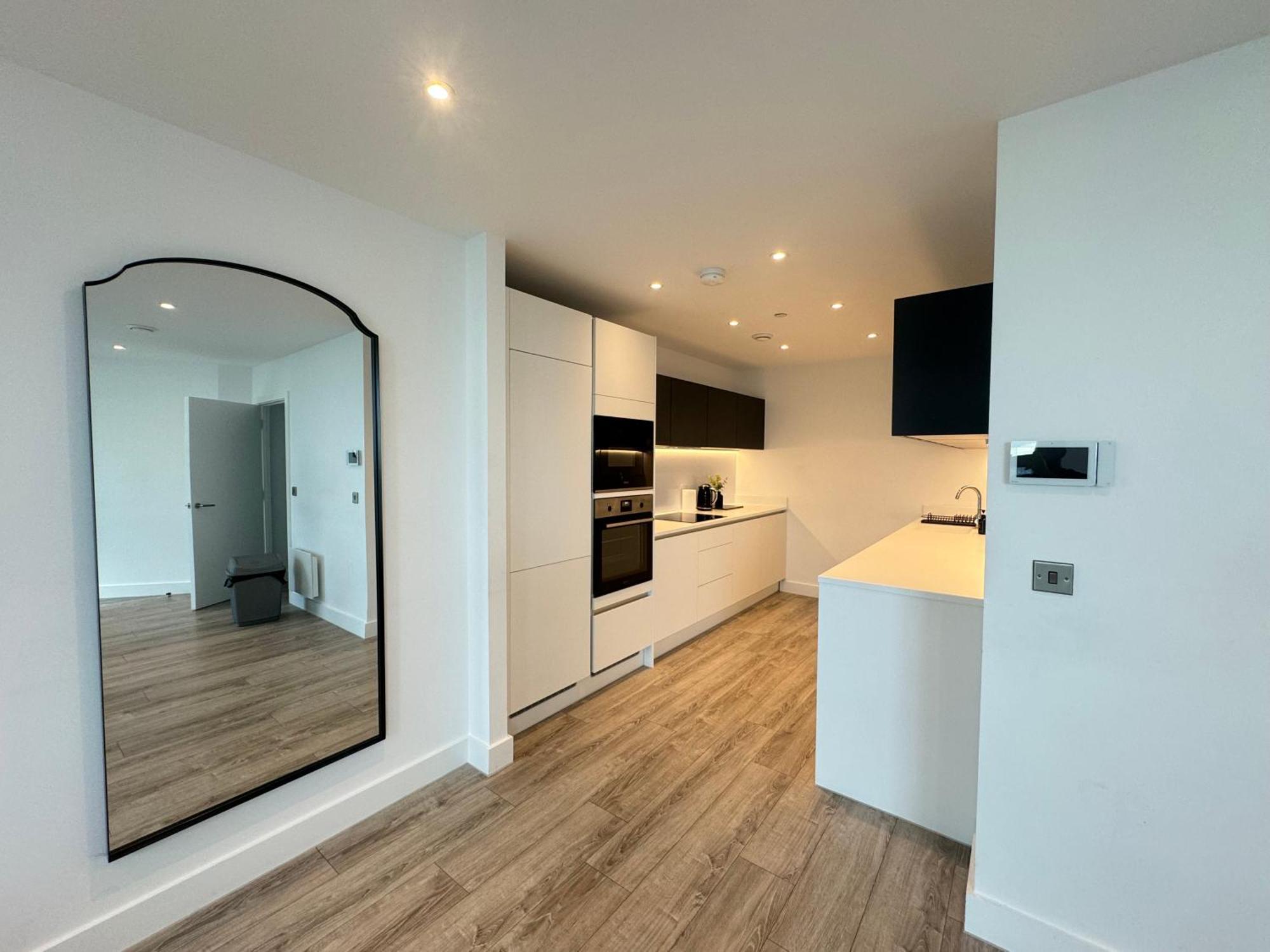 Apartment 3 Bedroom Penthouse In The Centre Deansgate New Build High Floor *