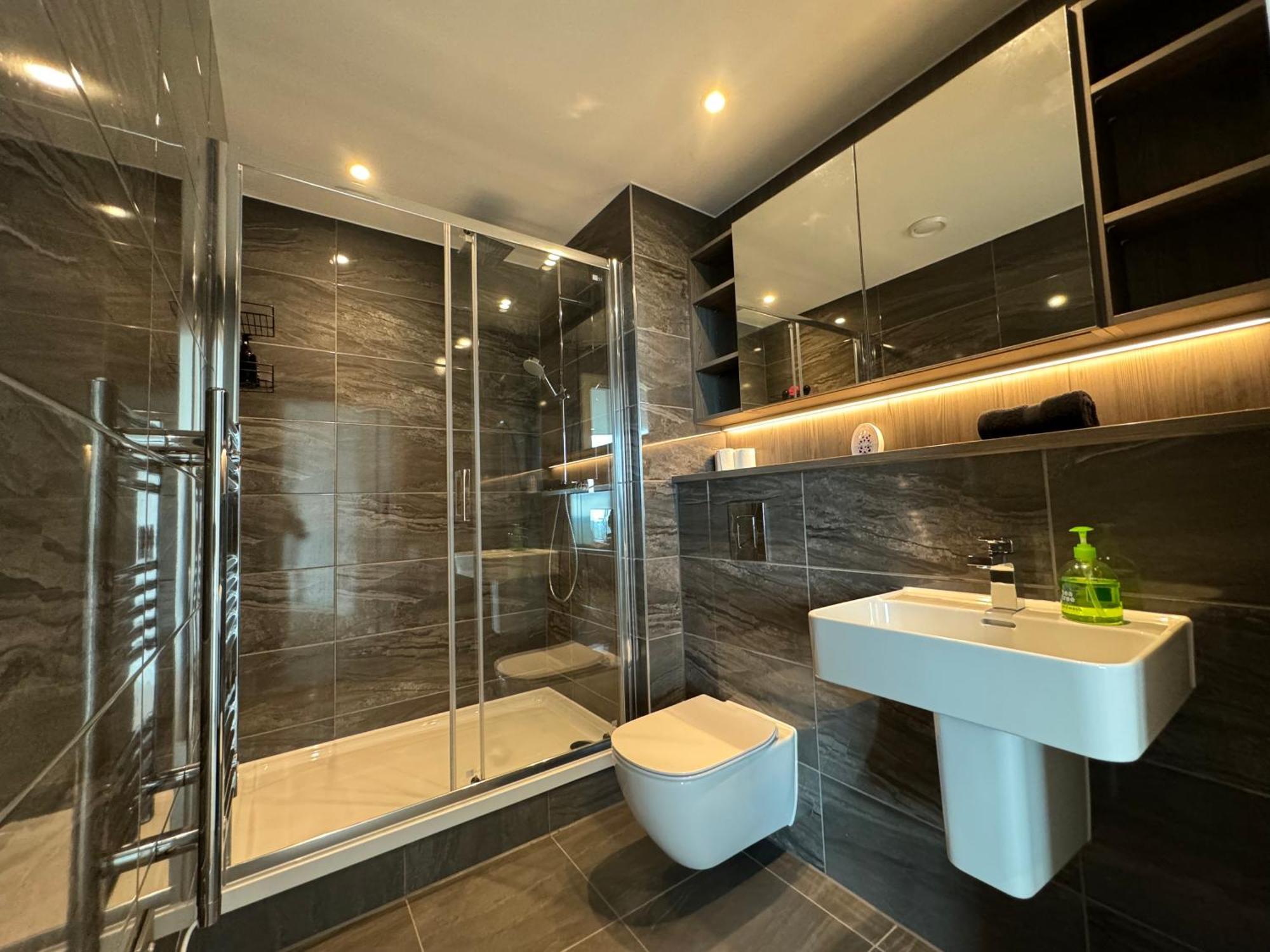 Apartment 3 Bedroom Penthouse In The Centre Deansgate New Build High Floor Manchester